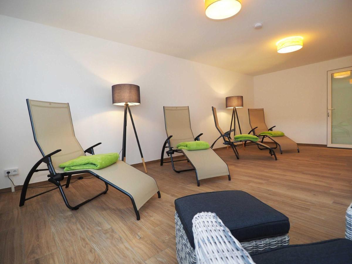 Appartement "Wolkenschiff" - Oase Am Haff Garz  Exterior photo